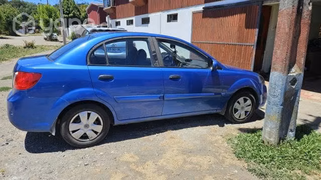 Vendo KIA MOTORS RIO 2011