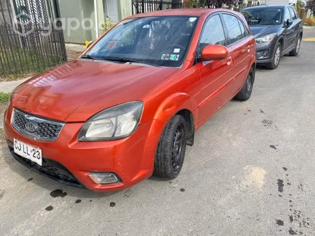 Kia motors rio 2010