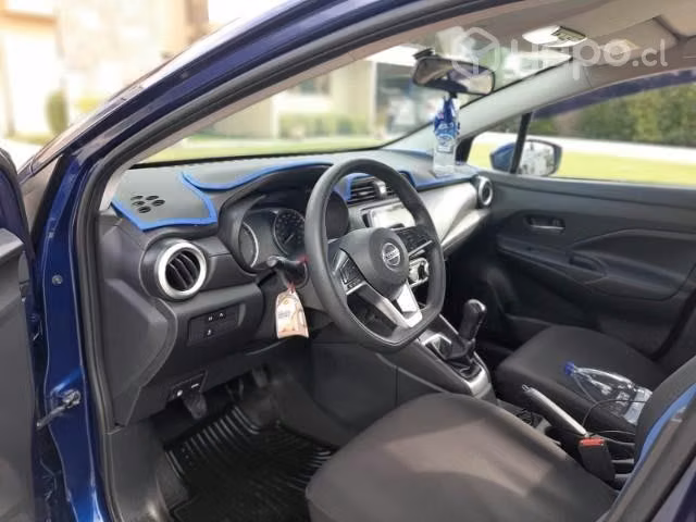 Nissan Versa año 2021