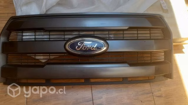 Máscara Ford f 150 2017 lariat