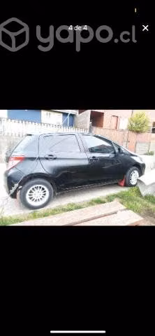 Toyota Vitz 2011