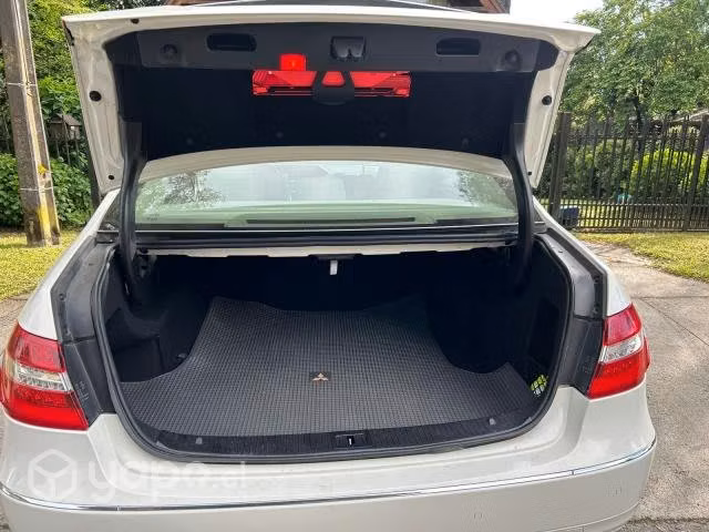 Mercedes benz e250 2011