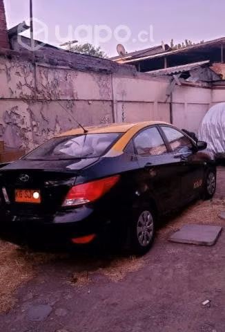 TAXI con derecho Hyundai Accent año 2018