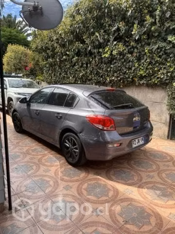 Auto Chevrolet automático 2014