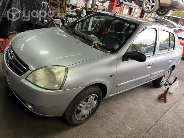 Nissan platina 2010 - Imagen 2