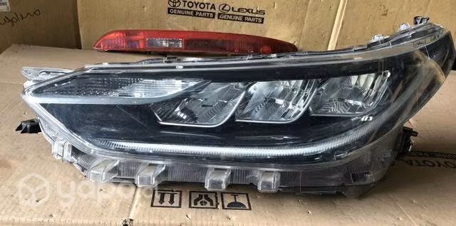Optico Toyota yaris 2022