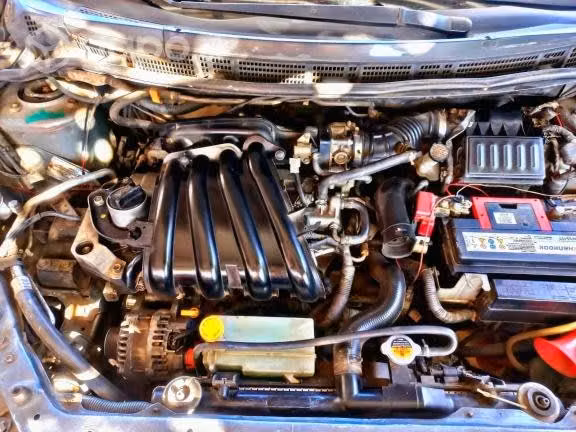 Nissan tiida 2011