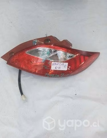 Farol trasero derecho Mazda 2