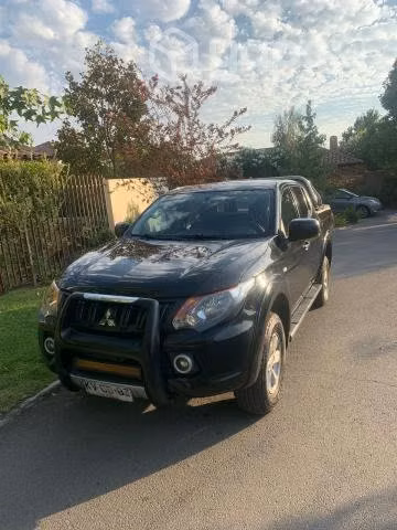 Mitsubishi l200 2019