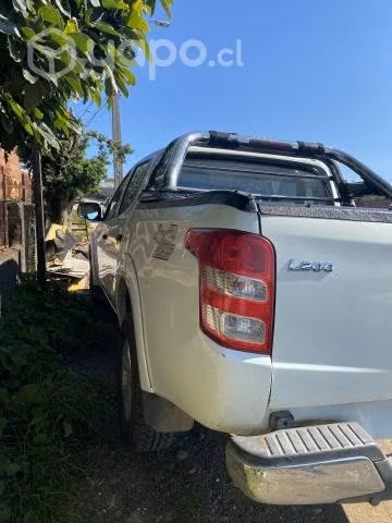 Mitsubishi L - Imagen 2