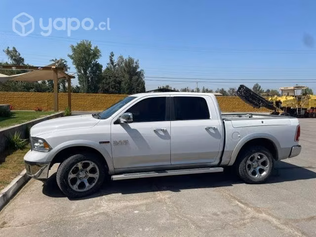 Vendo DODGE RAM3.0 2016 Diesel