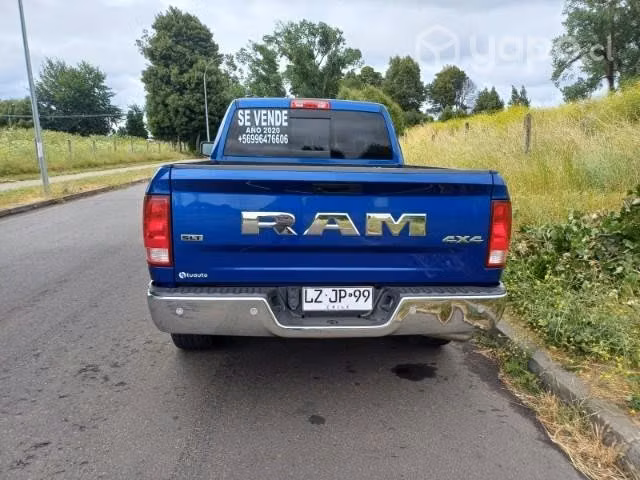 Camioneta Dodge RAM - Imagen 4