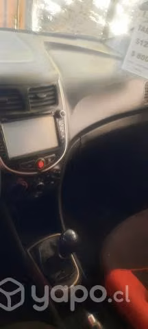 Colectivo Hyundai accent año 2017