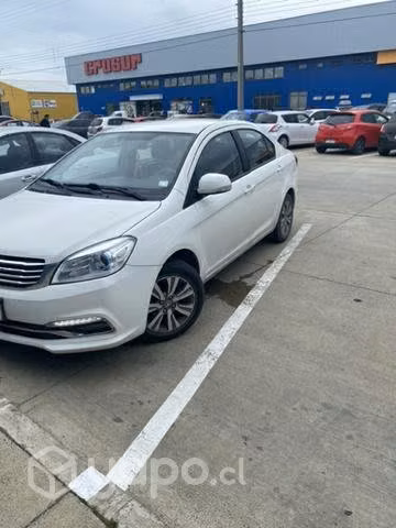 Se vende auto