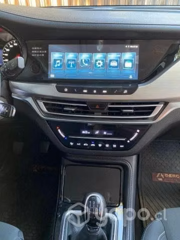 CHANGAN CS35, año 2021