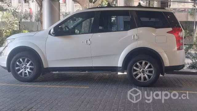 Vendo Mahindra Xuv500 - Imagen 4