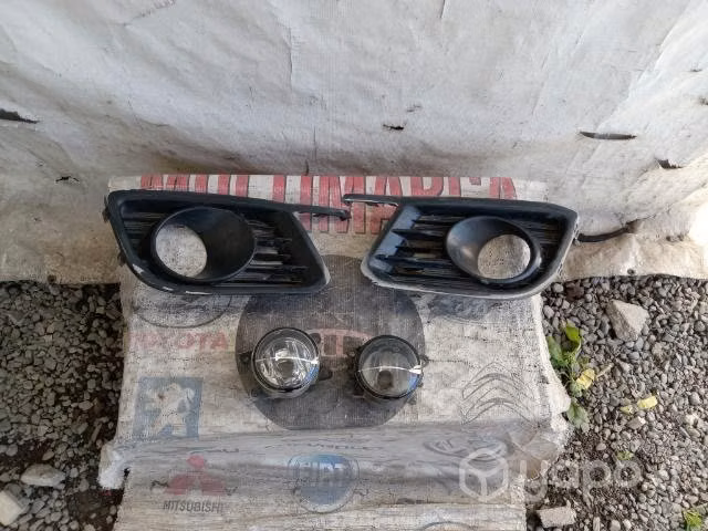 Neblinero suzuki cíaz original