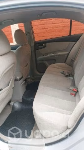 Vendo kia magentis año 2006 motor 2.0
