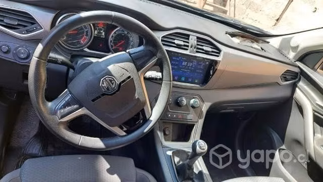 Vendo auto MG GS