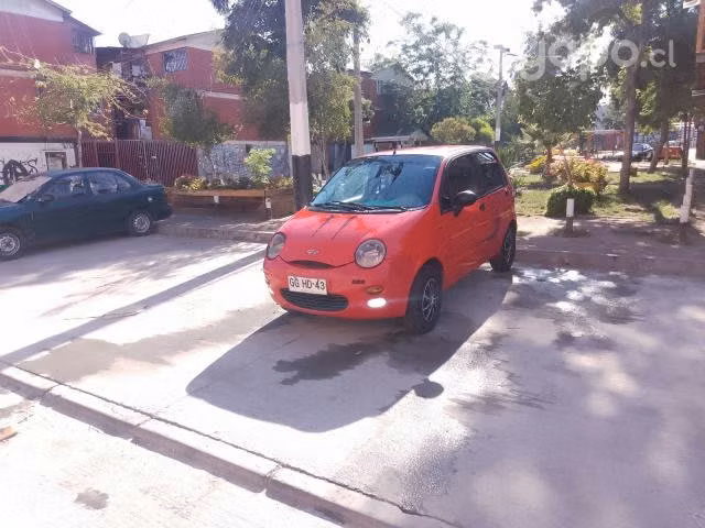 Vendo mi regalón por pagar cuentas Chery iq econom