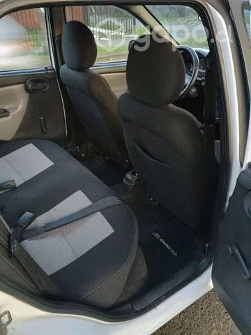 Se vende Chevrolet Corsa III - Imagen 5