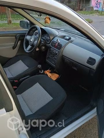 Se vende Chevrolet Corsa III - Imagen 6