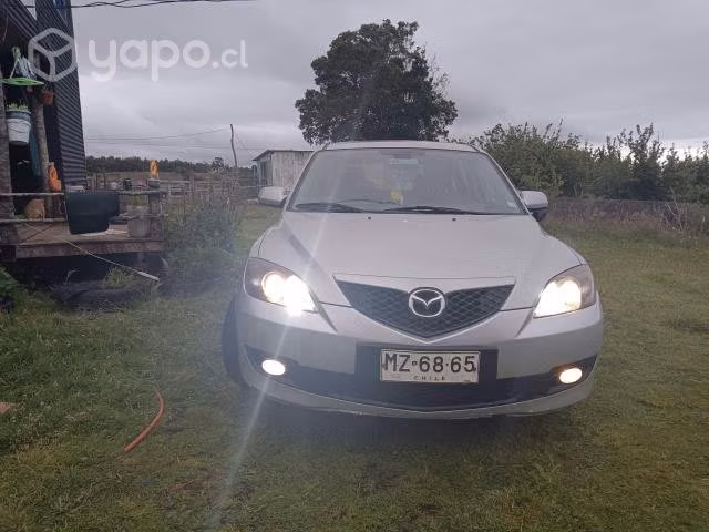 Mazda 3 sport .