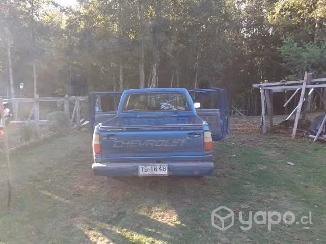 Vendo camioneta Chevrolet Luv millenium