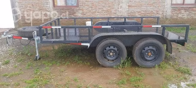 Carro arrastre en excelente estado