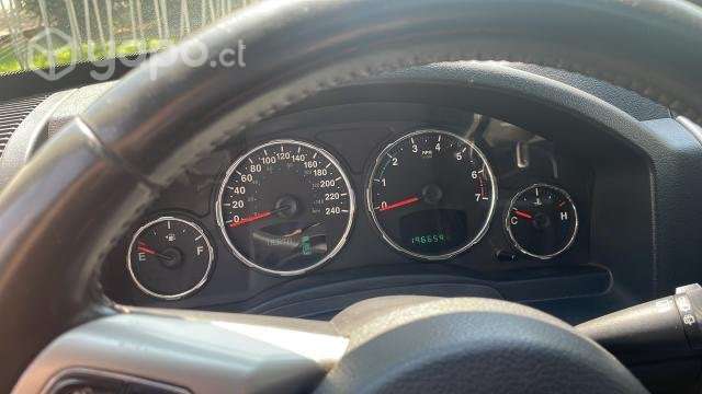 New cherokee limited 4x4 3.7 aut - Imagen 12