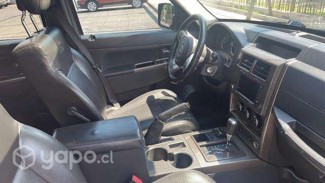 New cherokee limited 4x4 3.7 aut - Imagen 2
