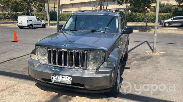 New cherokee limited 4x4 3.7 aut - Imagen 9