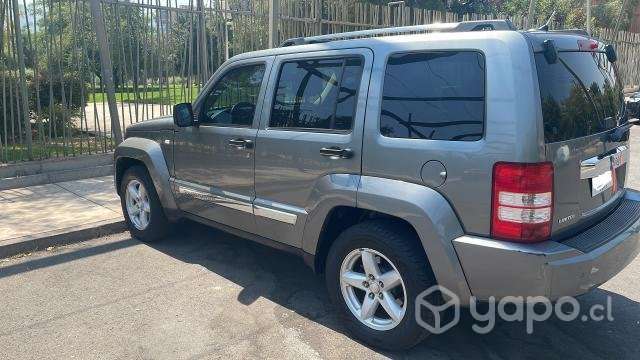 New cherokee limited 4x4 3.7 aut - Imagen 13
