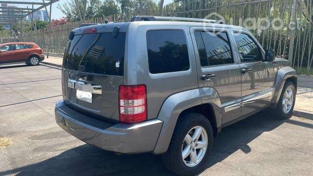 New cherokee limited 4x4 3.7 aut - Imagen 10