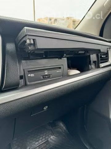 SE VENDE MAZDA BT  km. Liberada