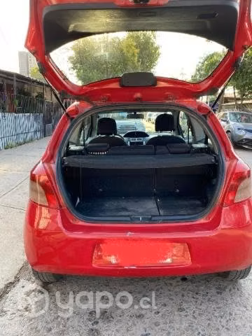 Vendo mi Toyota yaris sport