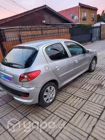 Peugeot 207 compact 1.4