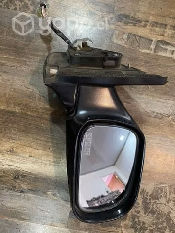 Espejo derecho Suzuki ignis año 2006