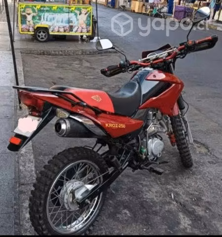 Moto zumo 250