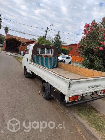 Camioneta Hyundai 2016. Único dueño, todo al día