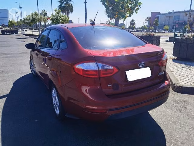 Ford Fiesta SE 1.6 2016 Sedán