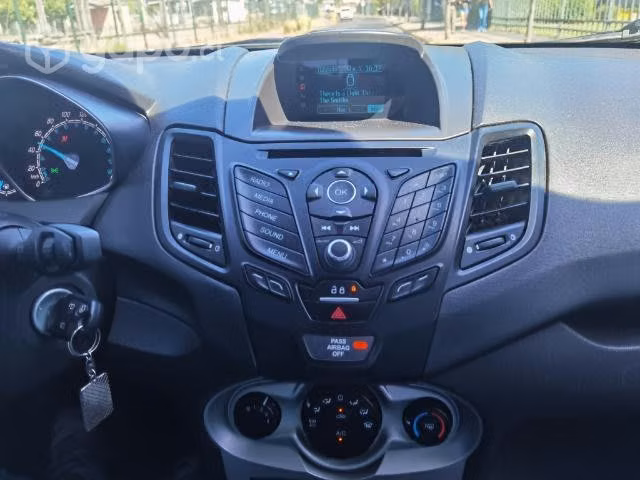 Ford Fiesta SE 1.6 2016 Sedán