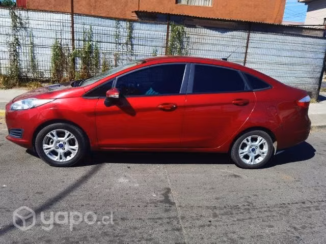 Ford Fiesta SE 1.6 2016 Sedán