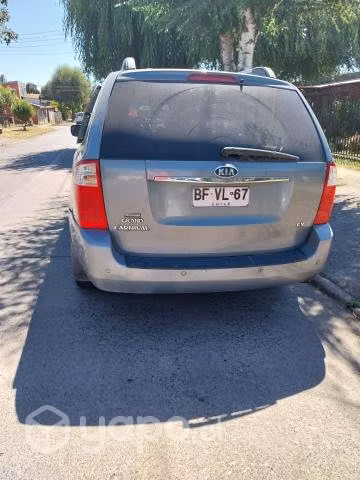 Kia Grand Carnival 2008 diesel automatica