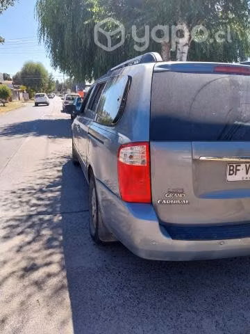 Kia Grand Carnival 2008 diesel automatica