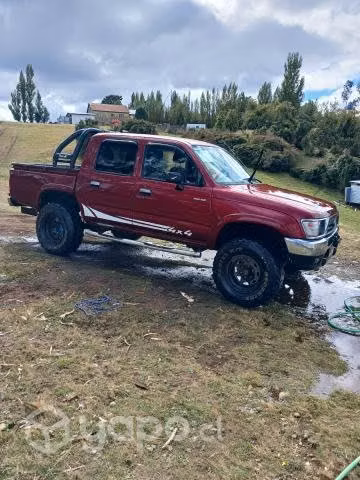 Toyota 2000