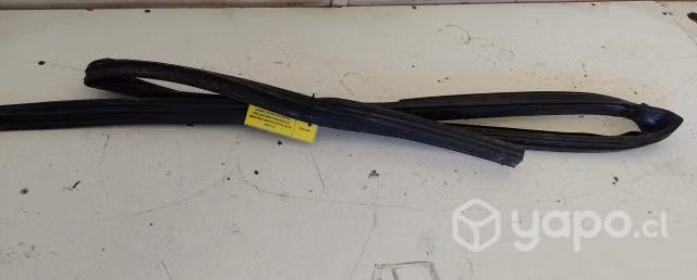 Goma Vidrio Pta del izq (MBC060) Mazda BT50 2019