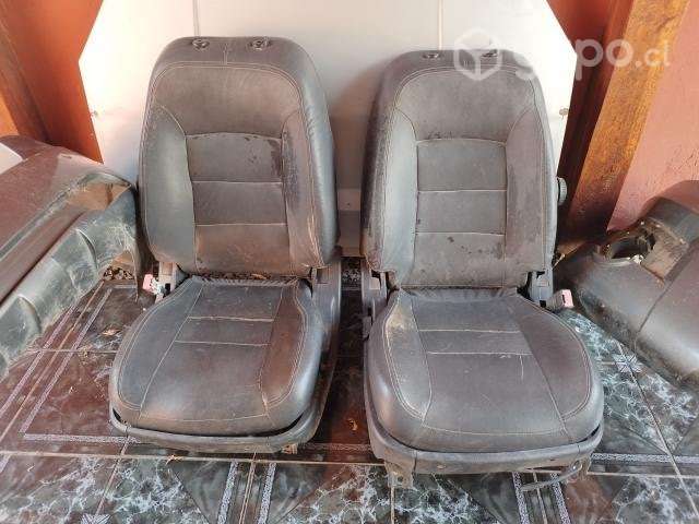 Parachoques, asientos y capot Haval H3 - Imagen 2