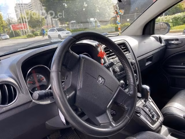 Dodge Caliber sxt 2.0 automático - Imagen 5