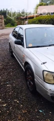 Subaru legacy año 2000
